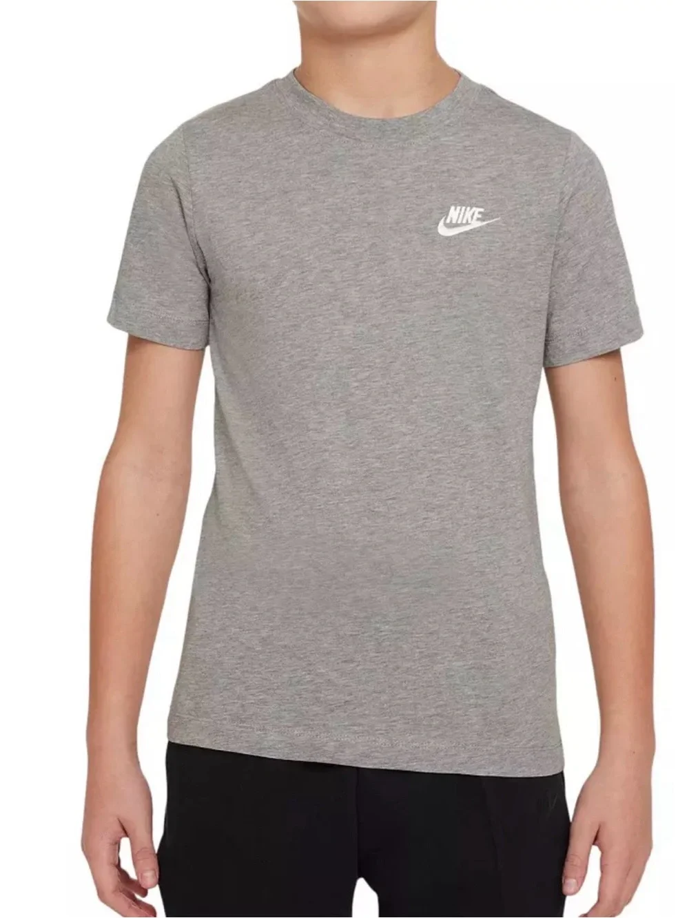 Nike Gray Short Sleeve Crew Tee with small Logo boys large like new